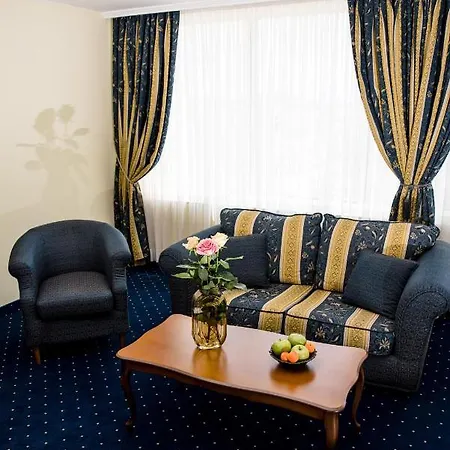 فندق Park Sankt Peterburg بلوفديف