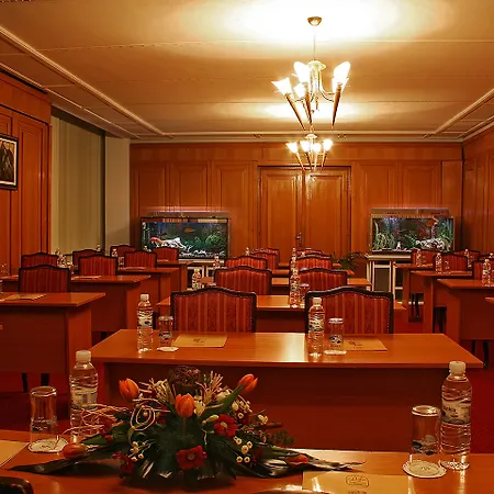 Park Sankt Peterburg فندق بلوفديف