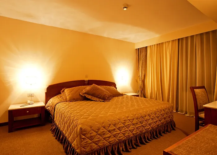 圣彼特堡公园酒店 酒店 普罗夫迪夫